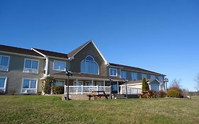 Auberge Bouctouche Inn And Suites